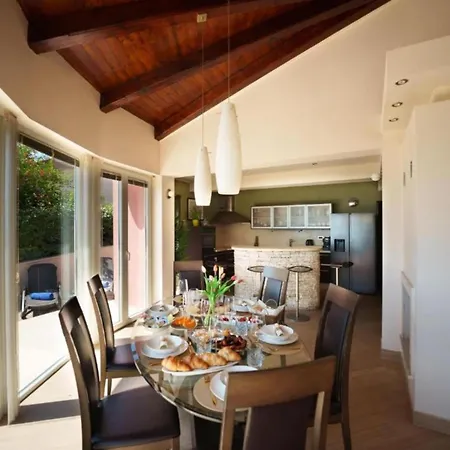 Marid - Three Bedroom Apartman Opatija