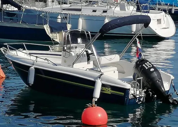 Marid - Three Bedroom Appartement *