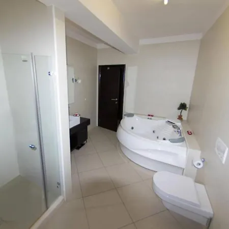 Marid - Three Bedroom Lejlighed