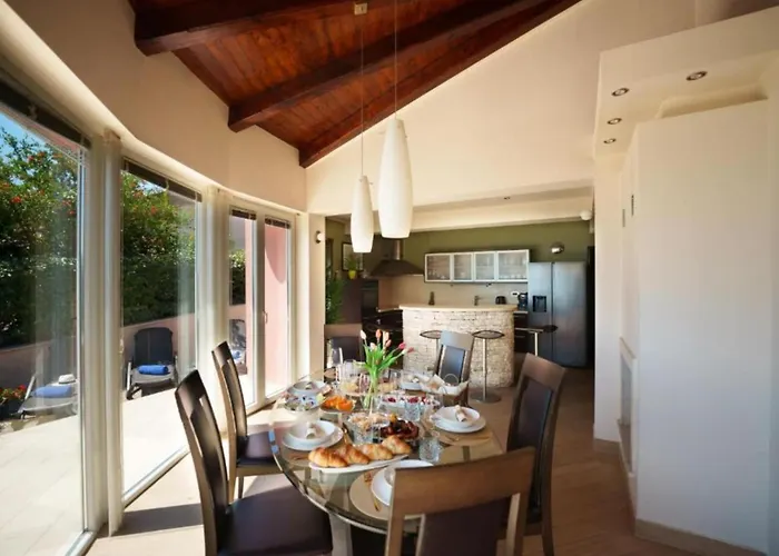 Marid - Three Bedroom Apartment Opatija